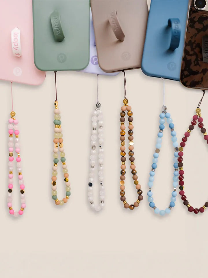 Wristlets Secondary image